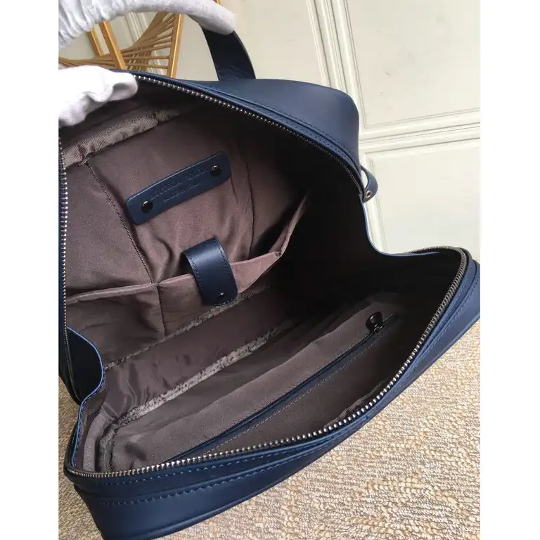Official Brother Sam Bag 2108SF0220 Veneta Bottega 0523